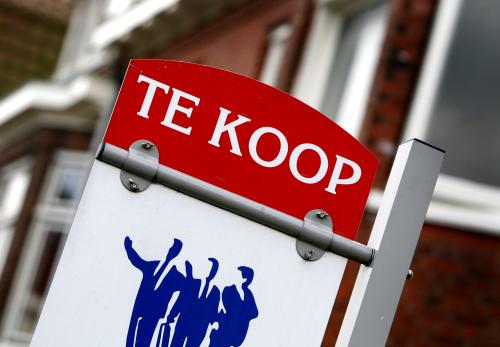 Executieverkoop of onherroepelijke volmacht aan de bank voor onderhandse verkoop?